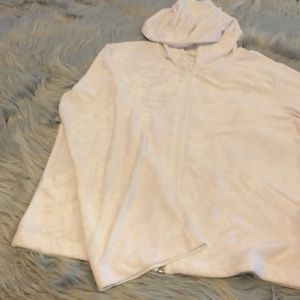 NWT Zella White Athletic Sweater With Hood